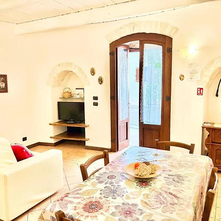 Trulli Bovio אלברובלו